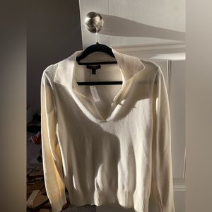 NWT Banana Republic Cream Sweater - Women’s M